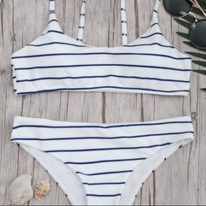 🌿Zaful Padded Bralette Scoop Bikini Set🌿